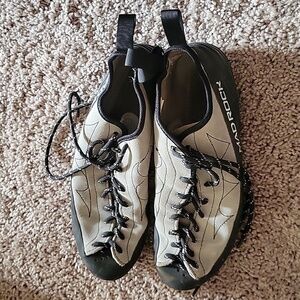 Mad Rock Climbing Shoes Size 10